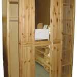 Armoire en bois