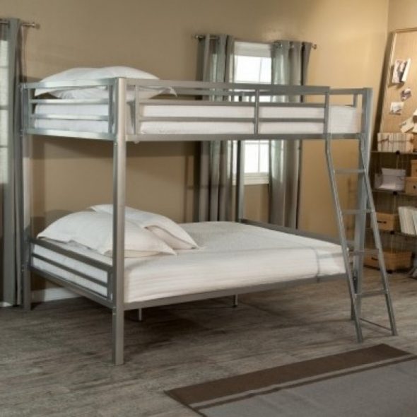 Lits superposés confortables et pratiques