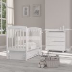 photo pendule berceau blanc