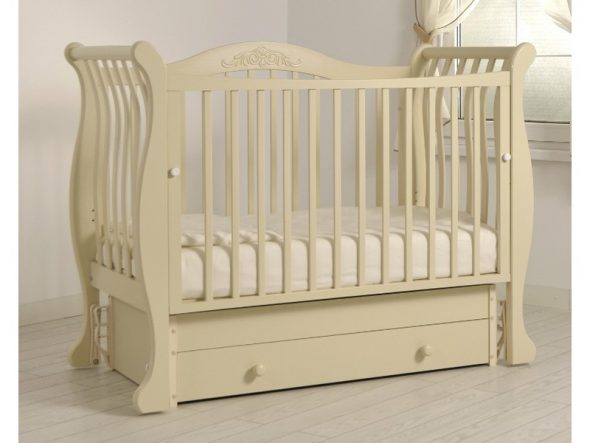 lit pendule beige
