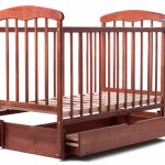 lit pendule en bois