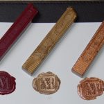 variété de cire de meubles
