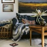 cape sur le sofa