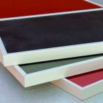 façades en plastique avec bord en aluminium