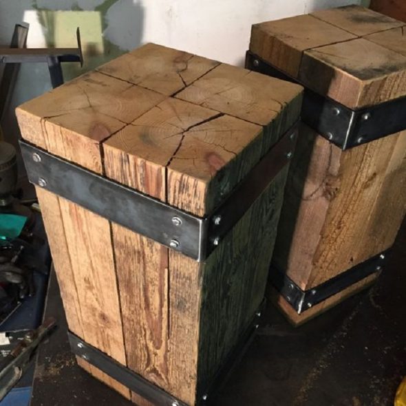 armoire en bois et métal