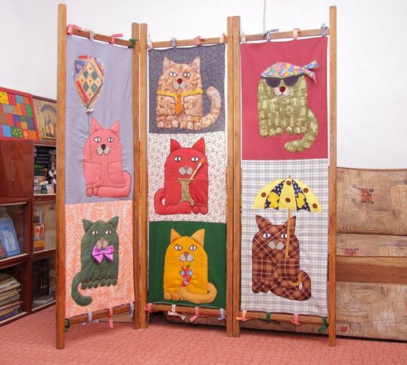 écran avec des chats