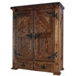 armoire en bois naturel de style rétro
