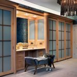 armoire dans la chambre