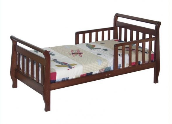 lit bébé confortable