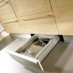 tiroirs dans l'armoire