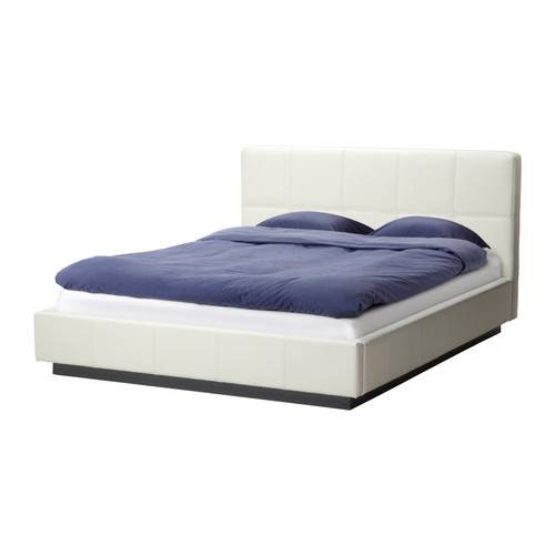 Lits doubles blancs d'Ikea