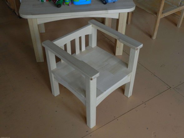Chaise enfant blanche