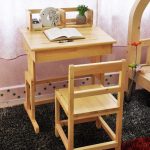 Chaise d'enfant pour écoliers à la maison