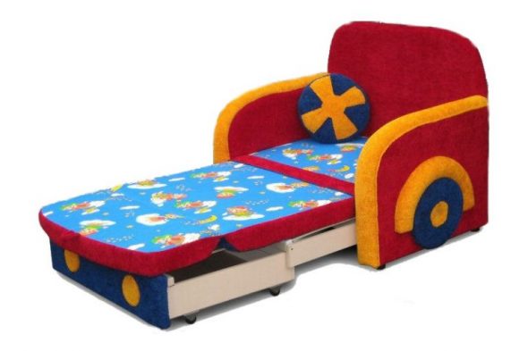 chaise d'enfant dauphin