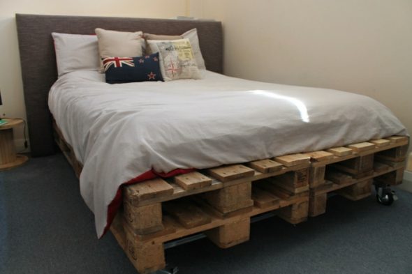 faire un lit de palettes