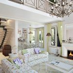 mobilier blanc à l'intérieur de la provence