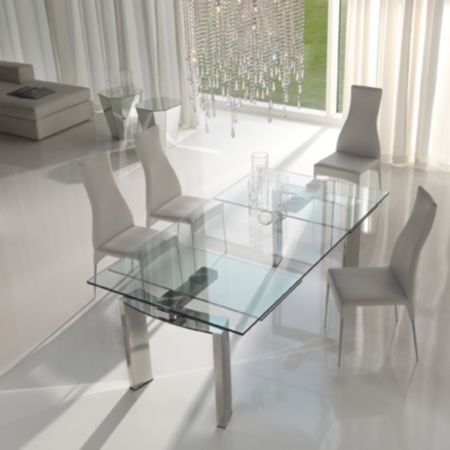 Belle table en verre