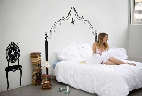 Dessine la tête de lit au mur