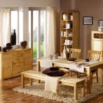 Pas étonnant que les meubles du tableau soient devenus un attribut obligatoire