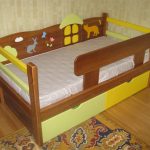 lit d'enfant en bois