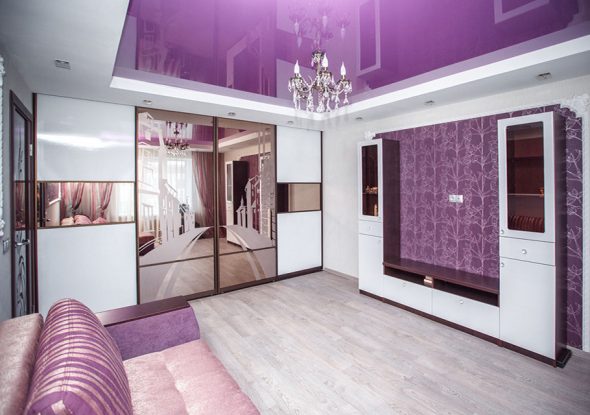 armoire avec miroir