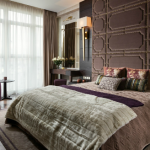 Chambre à coucher avec tête de lit douce