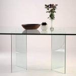 Table en verre pour la cuisine
