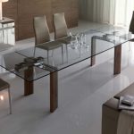 Le transformateur de table en verre est une excellente solution de design