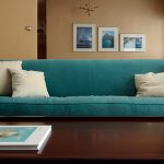 canapé turquoise confortable