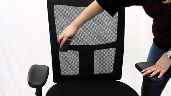 nettoyage de chaise de bureau