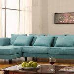 canapé turquoise dans le salon