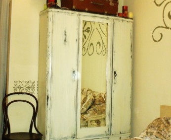 conditions à la maison pour restaurer le placard