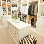commode dans le vestiaire