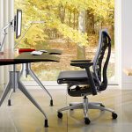 chaise d'ordinateur avec mécanisme
