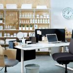 chaise d'ordinateur au bureau