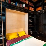Transformateur de lit dans une armoire noire