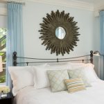 miroir rond à l'intérieur