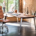 chaise de bureau marron
