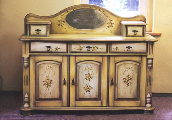 transformer des meubles en utilisant des techniques de découpage