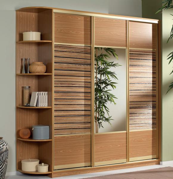 armoire avec miroir