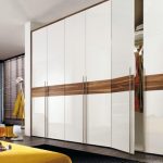 garde-robe large