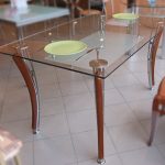 tables à manger en verre