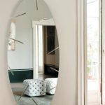 miroir dans le salon