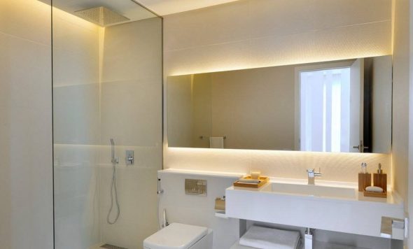 miroir de salle de bain éclairé