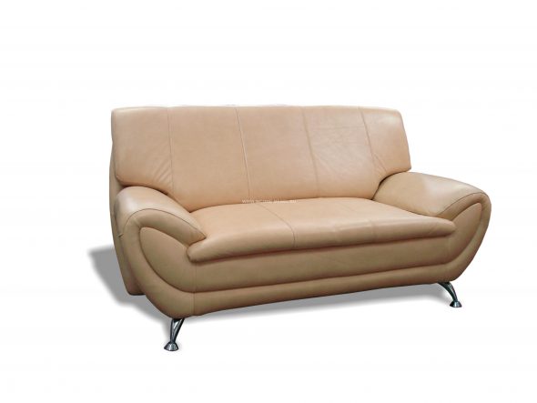 Canapé beige en éco-cuir