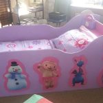 Lit bébé pour les filles avec leurs propres mains