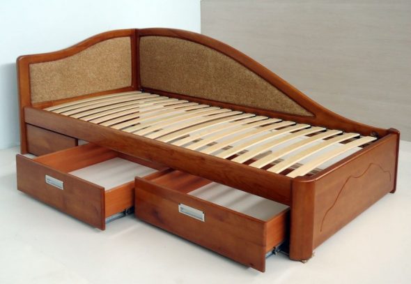 Lits en bois pour enfants