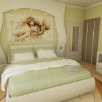Photos sur le lit dans la chambre à l'intérieur