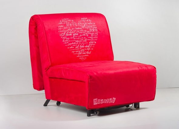 Lit fauteuil rouge