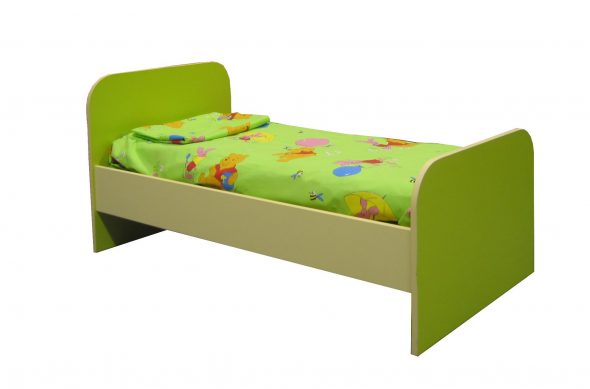 Le lit est vert pour le jardin